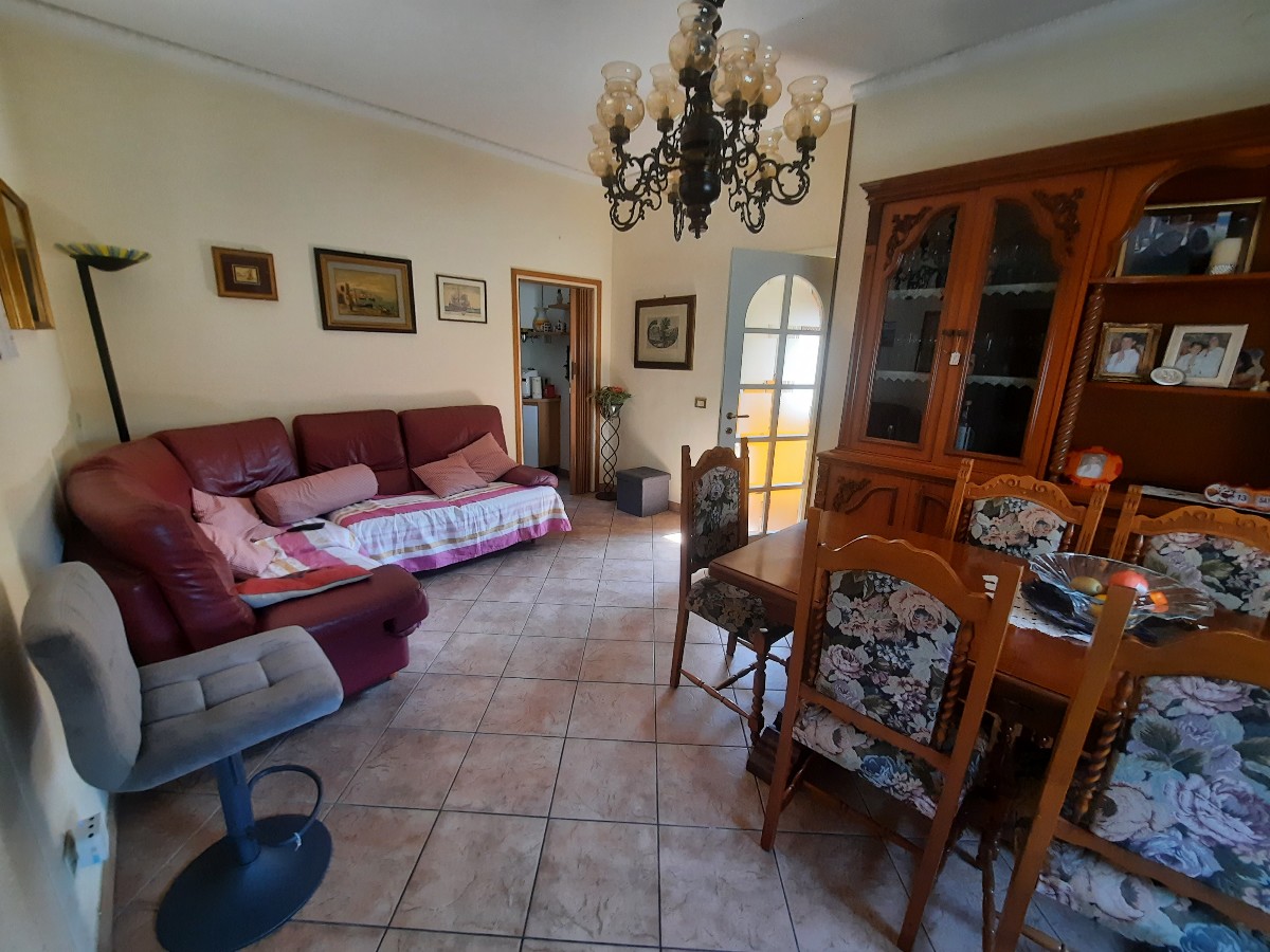 CASA SINGOLA in zona Castelnovo di Sotto a Castelnovo di Sotto